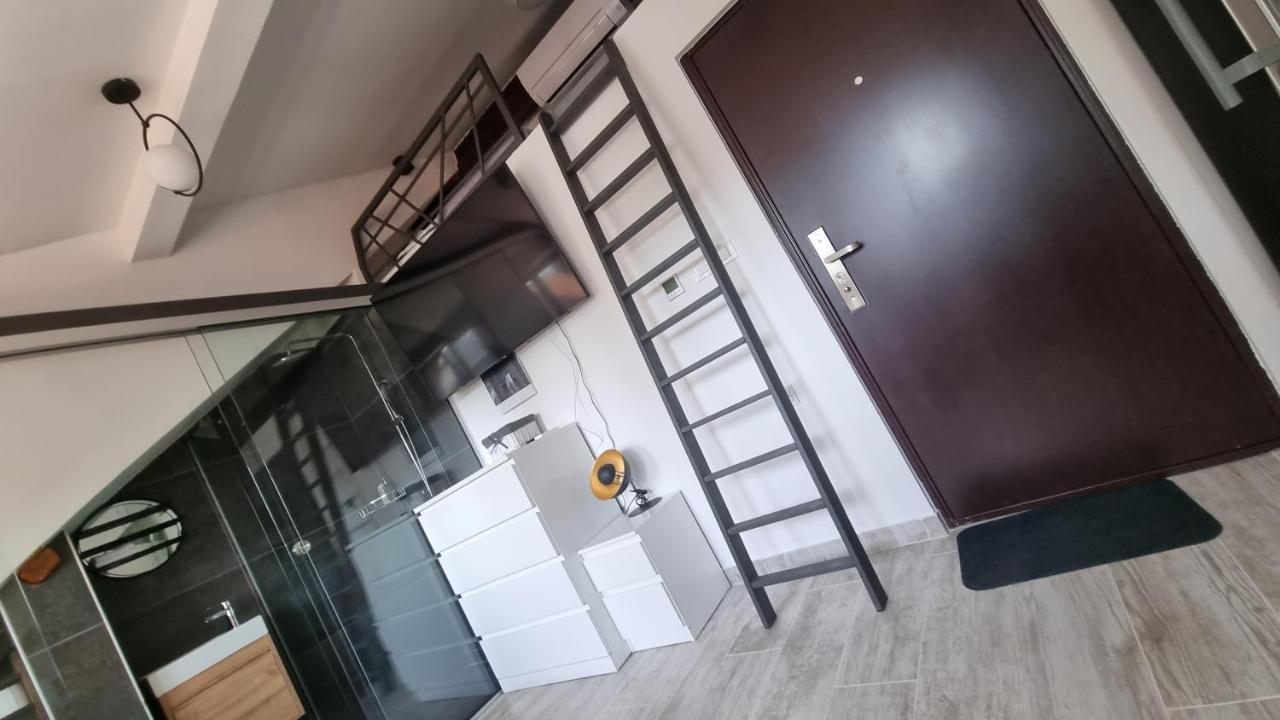 Apartament Steep-Climb Attic Studio W Floor Heating, Two Beds & 55" Tv Zagrzeb Zewnętrze zdjęcie